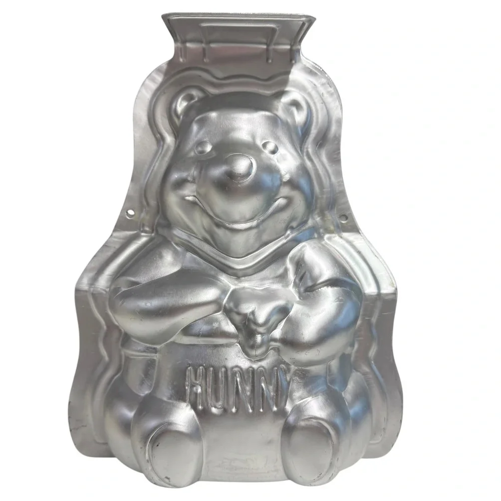 Wilton Cake Pan‎ Disney Winnie The Pooh Silver 3D Stand Up 1998